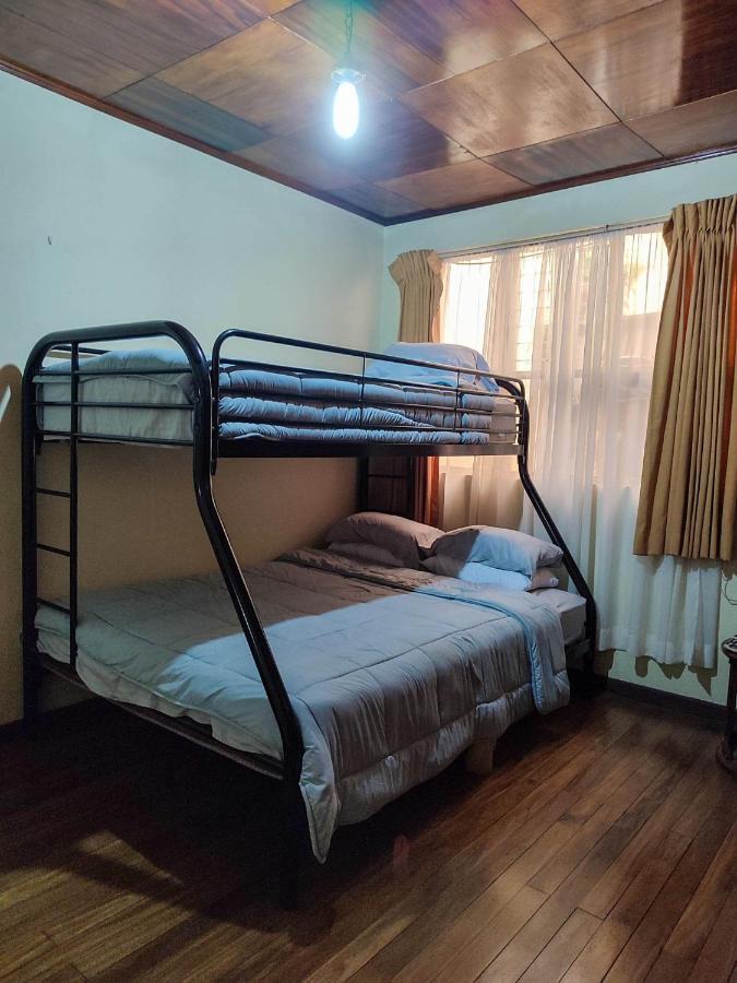 The Cozy Cactus House B&B Cartago Centro English Spoken Ngoại thất bức ảnh
